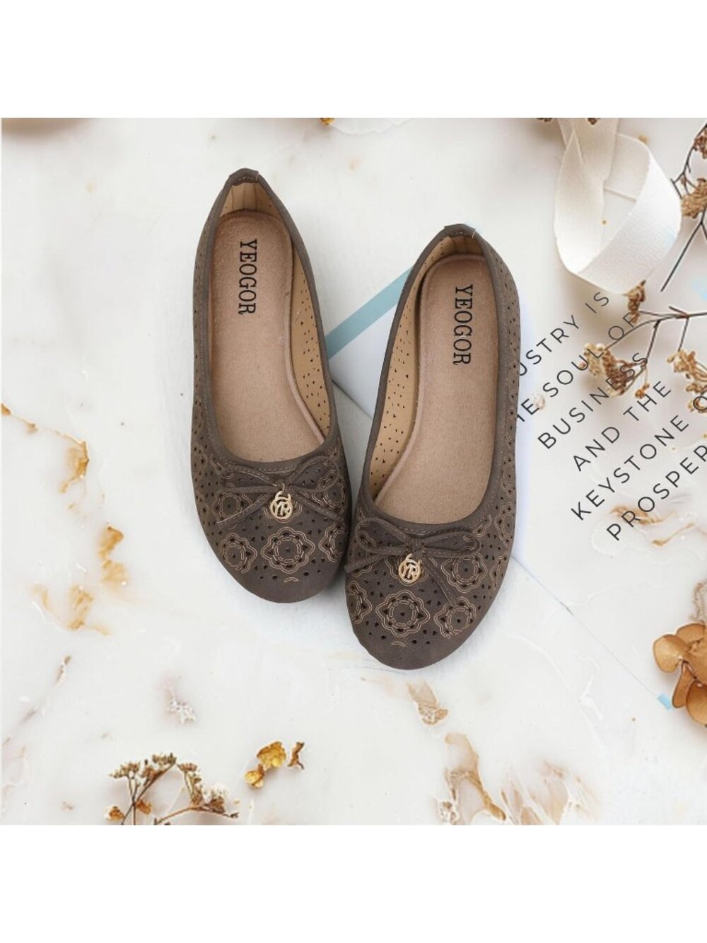 YEOGOR Women's Brown Comfort Round Toe Flat Knit Bow Classic Soft Slip On Shoes - Picture 3 of 6